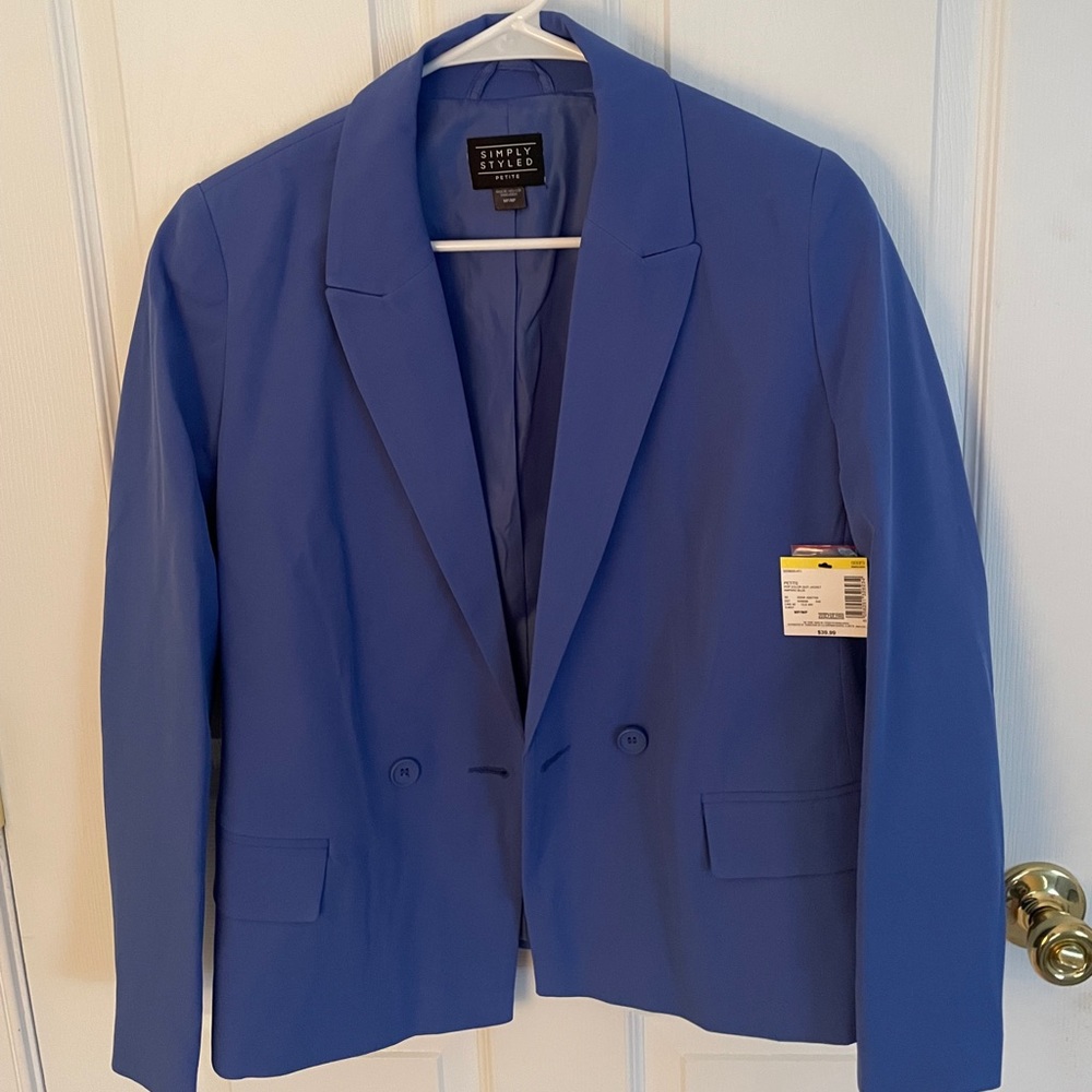 Blue simply styled blazer